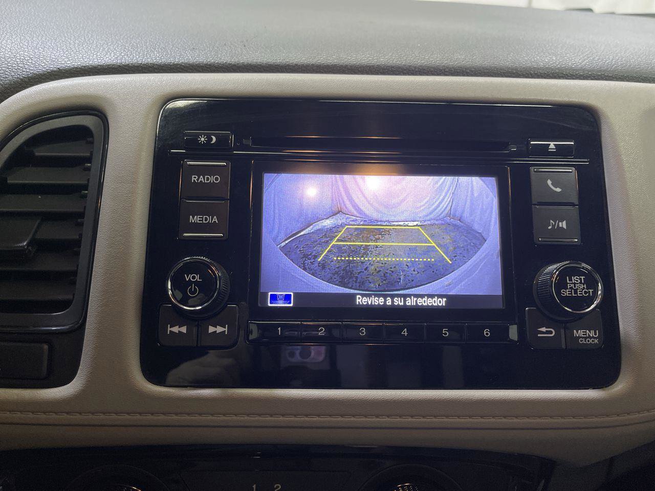 Used 2021 Honda HR-V LX image 17