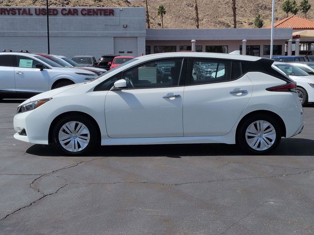 Used 2020 Nissan Leaf S image 3