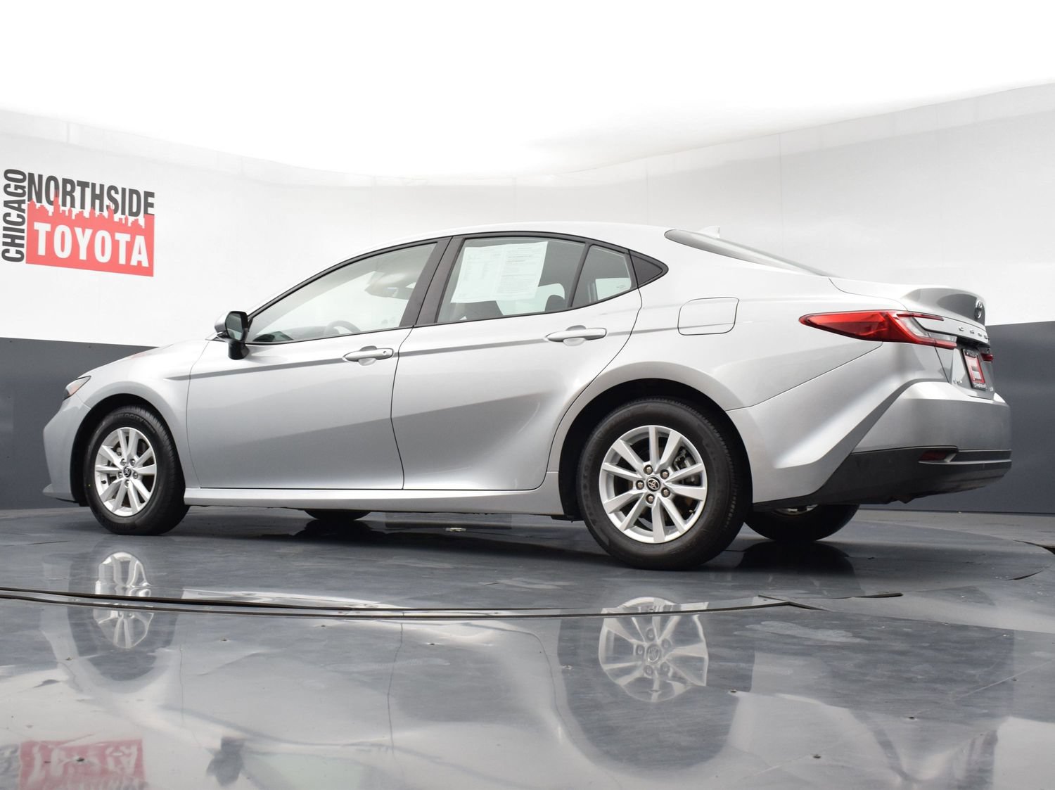 Used 2025 Toyota Camry LE FWD image 26
