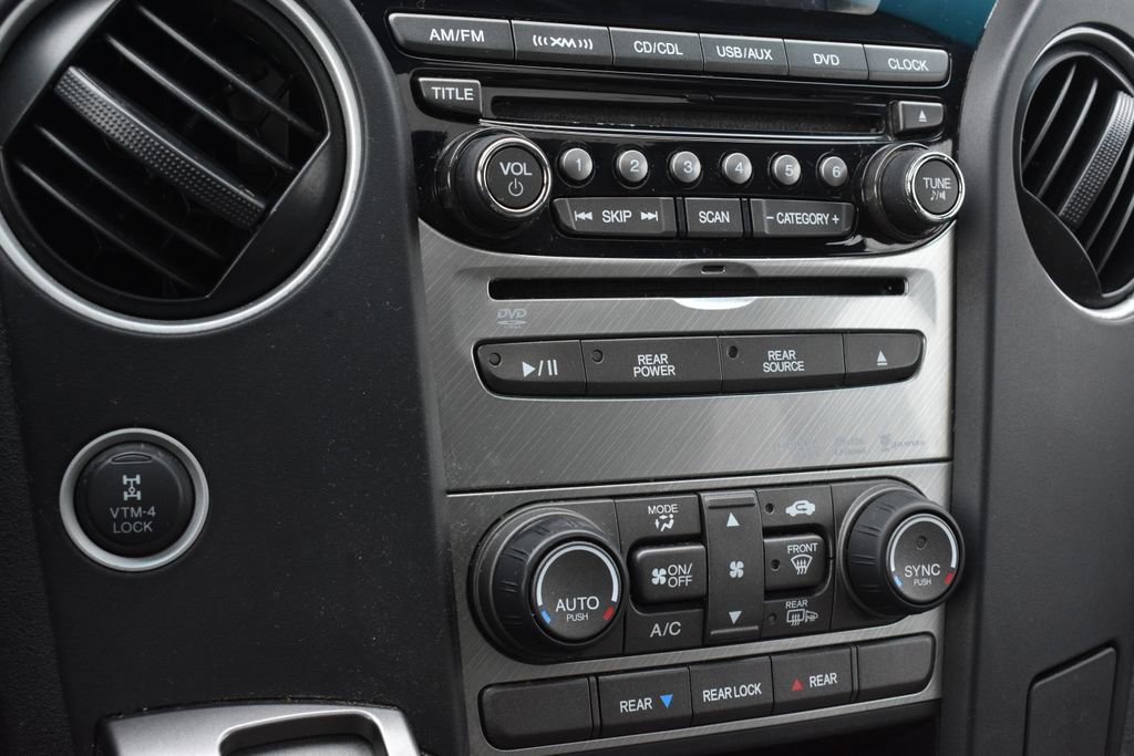 Used 2015 Honda Pilot SE image 22