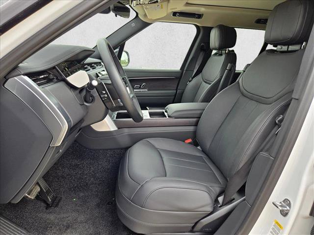 New 2026 Land Rover Range Rover SE image 4