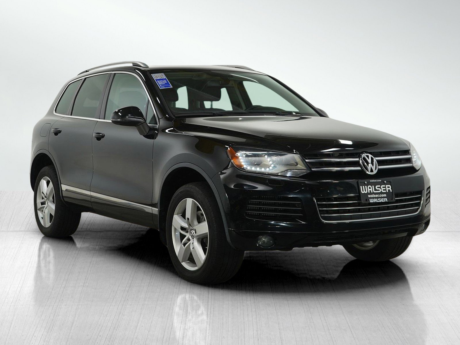 Used 2012 Volkswagen Touareg Executive image 7