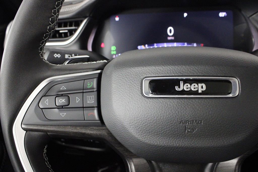 New 2025 Jeep Grand Cherokee Limited image 26