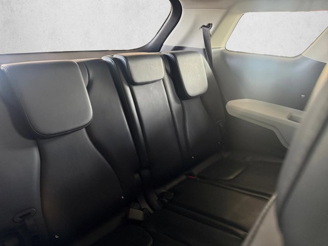 Used 2024 Kia Carnival LX FWD image 17