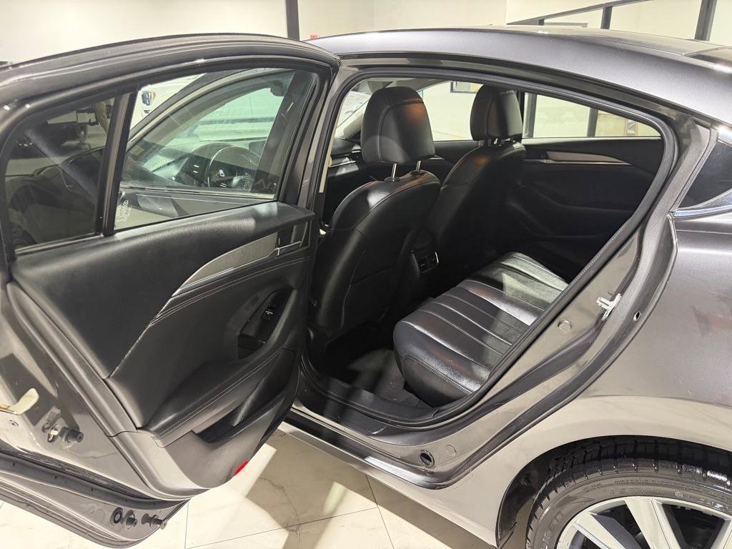 Used 2020 MAZDA MAZDA6 Touring FWD image 14