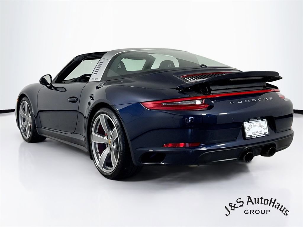 Used 2019 Porsche 911 Targa 4S AWD/4WD image 5