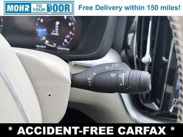 Used 2019 Volvo XC60 T5 Momentum w/ Multimedia Package image 18