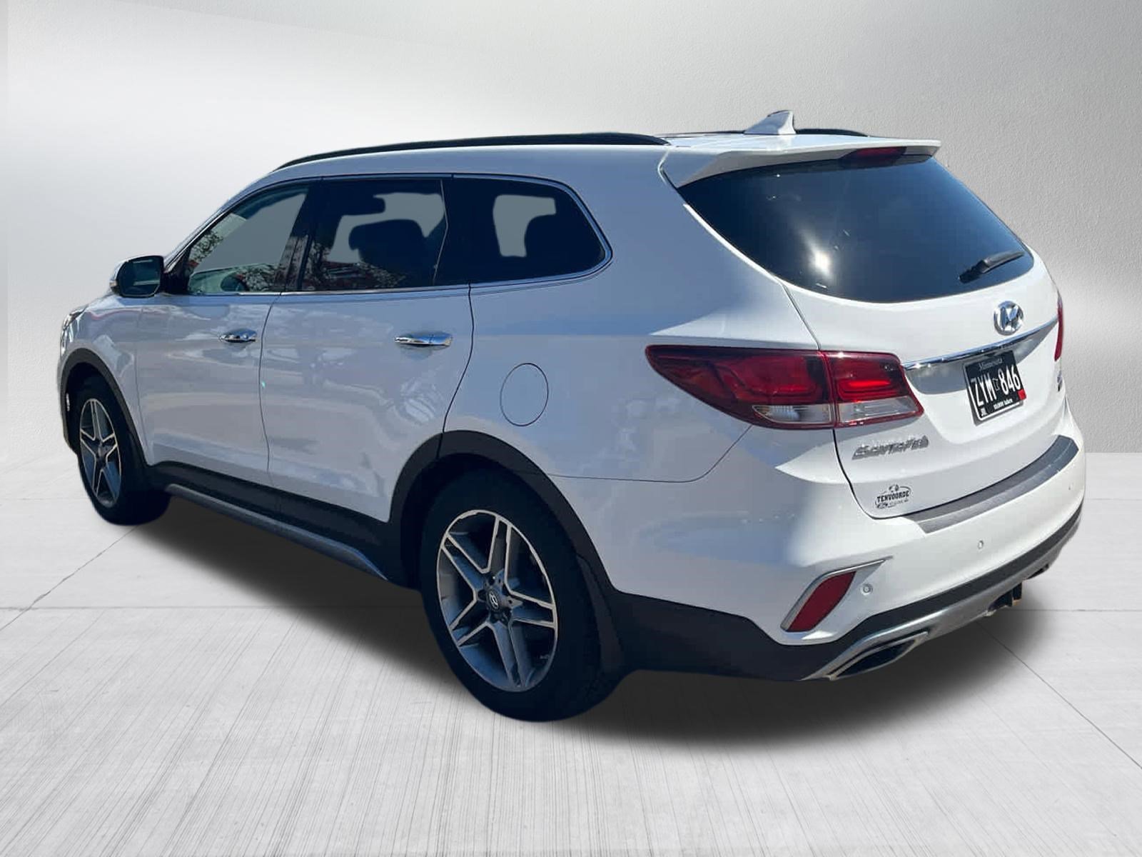 Used 2017 Hyundai Santa Fe Limited w/ Cargo Package AWD/4WD image 5
