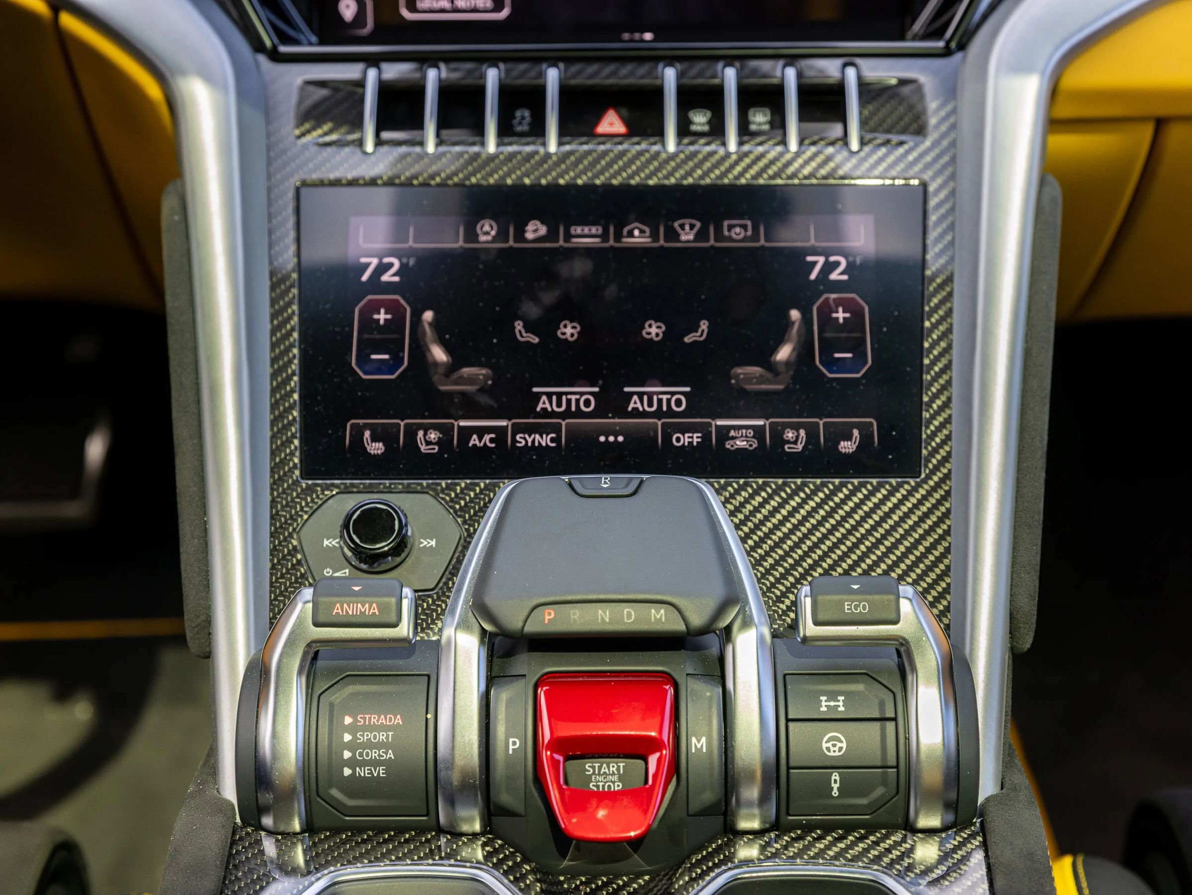 Used 2024 Lamborghini Urus S image 39