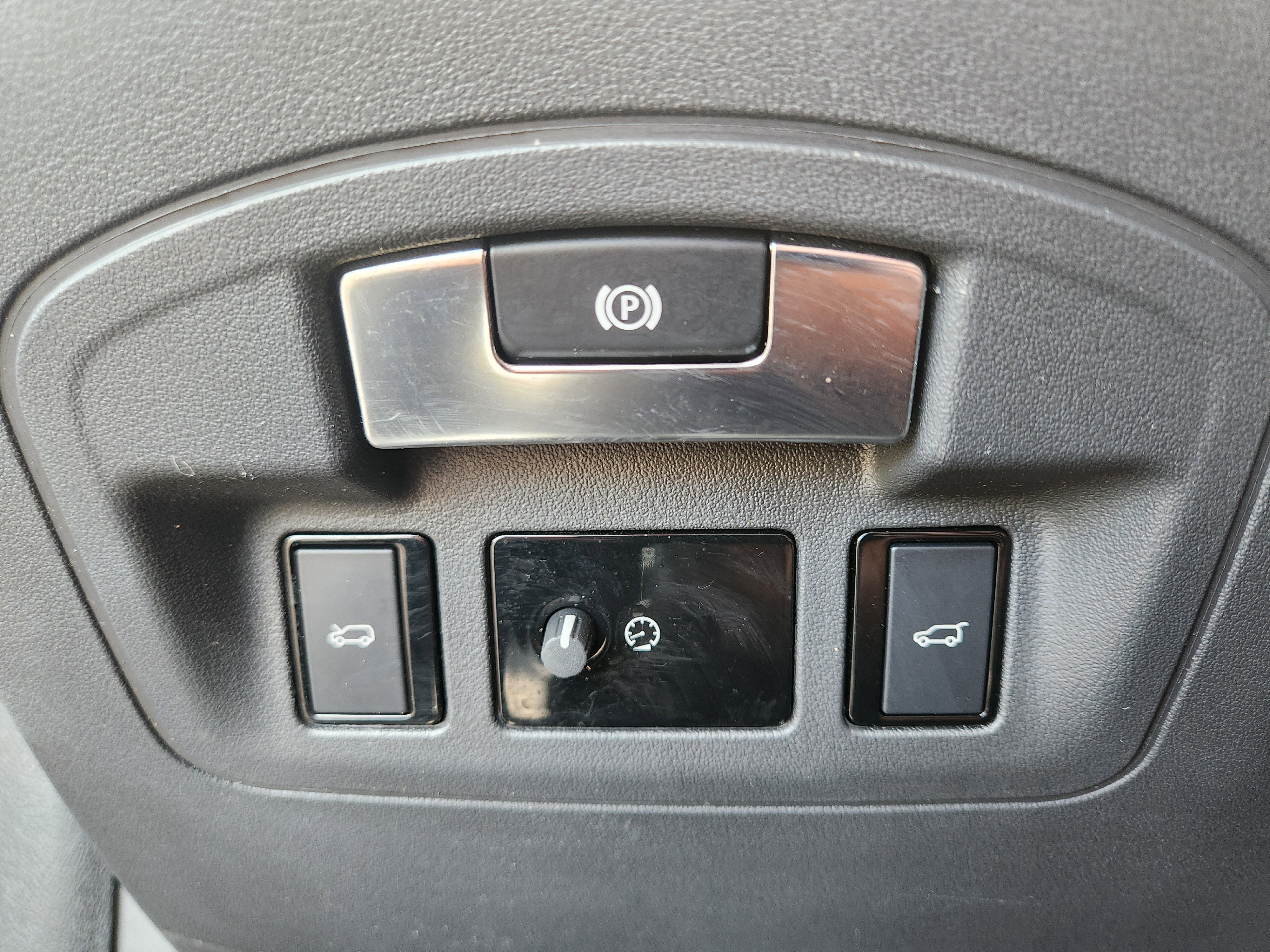 Used 2020 Jaguar I-PACE SE image 15