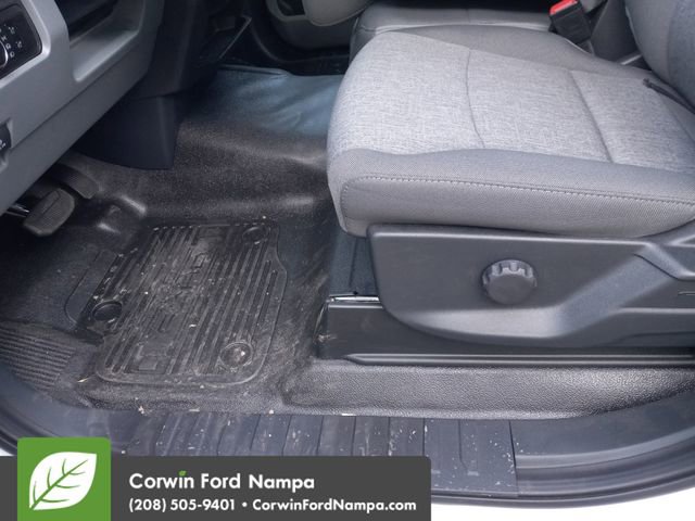 New 2025 Ford F550 4x4 Regular Cab Super Duty image 15