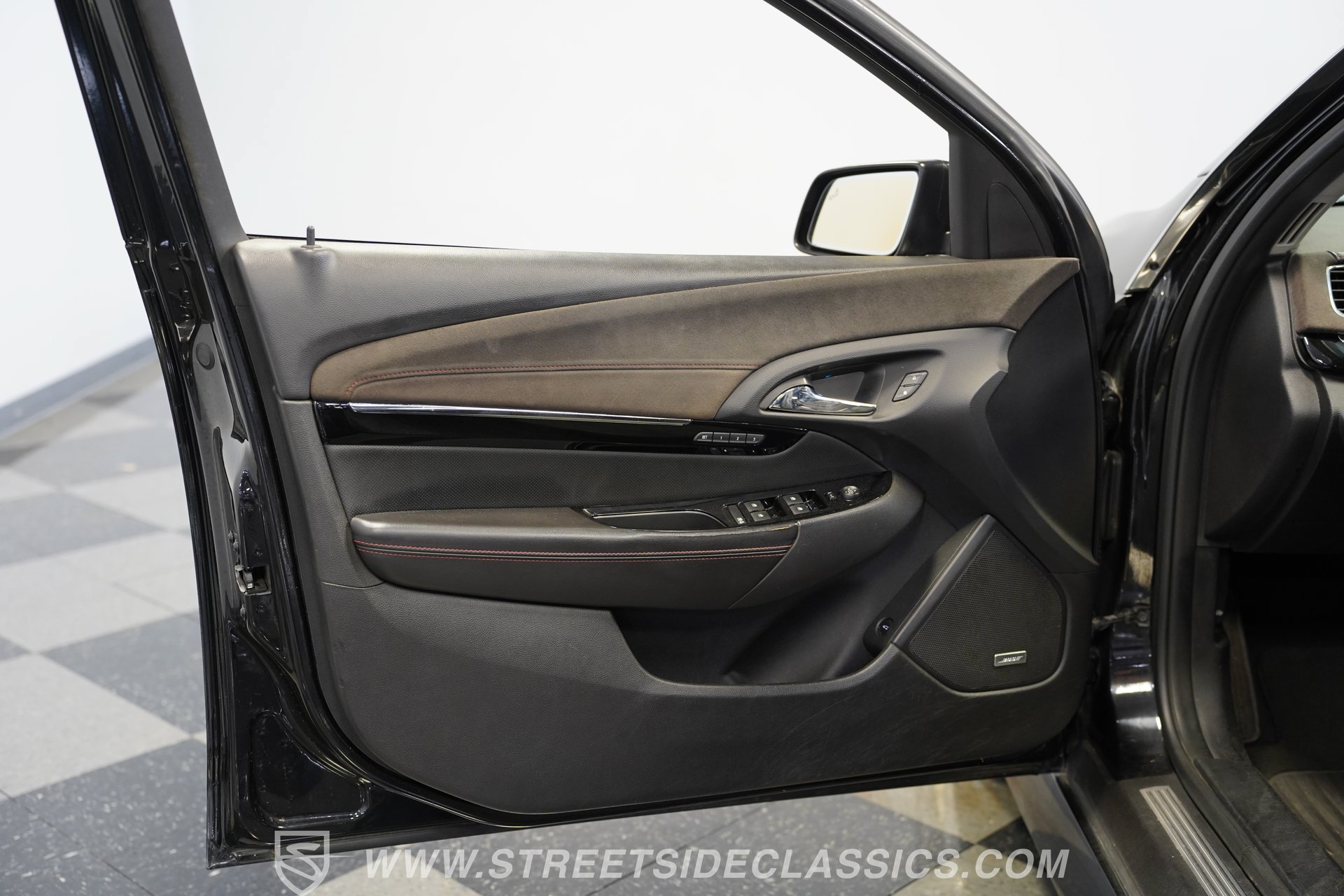 Used 2014 Chevrolet SS RWD image 38