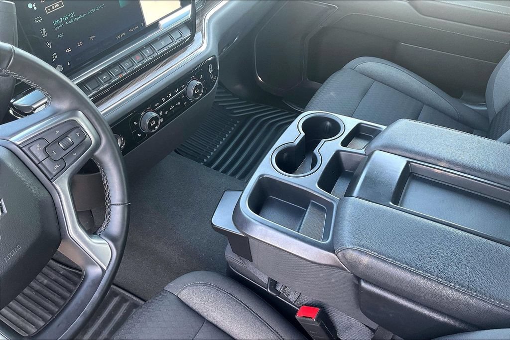 Used 2023 Chevrolet Silverado 1500 LT AWD/4WD image 19
