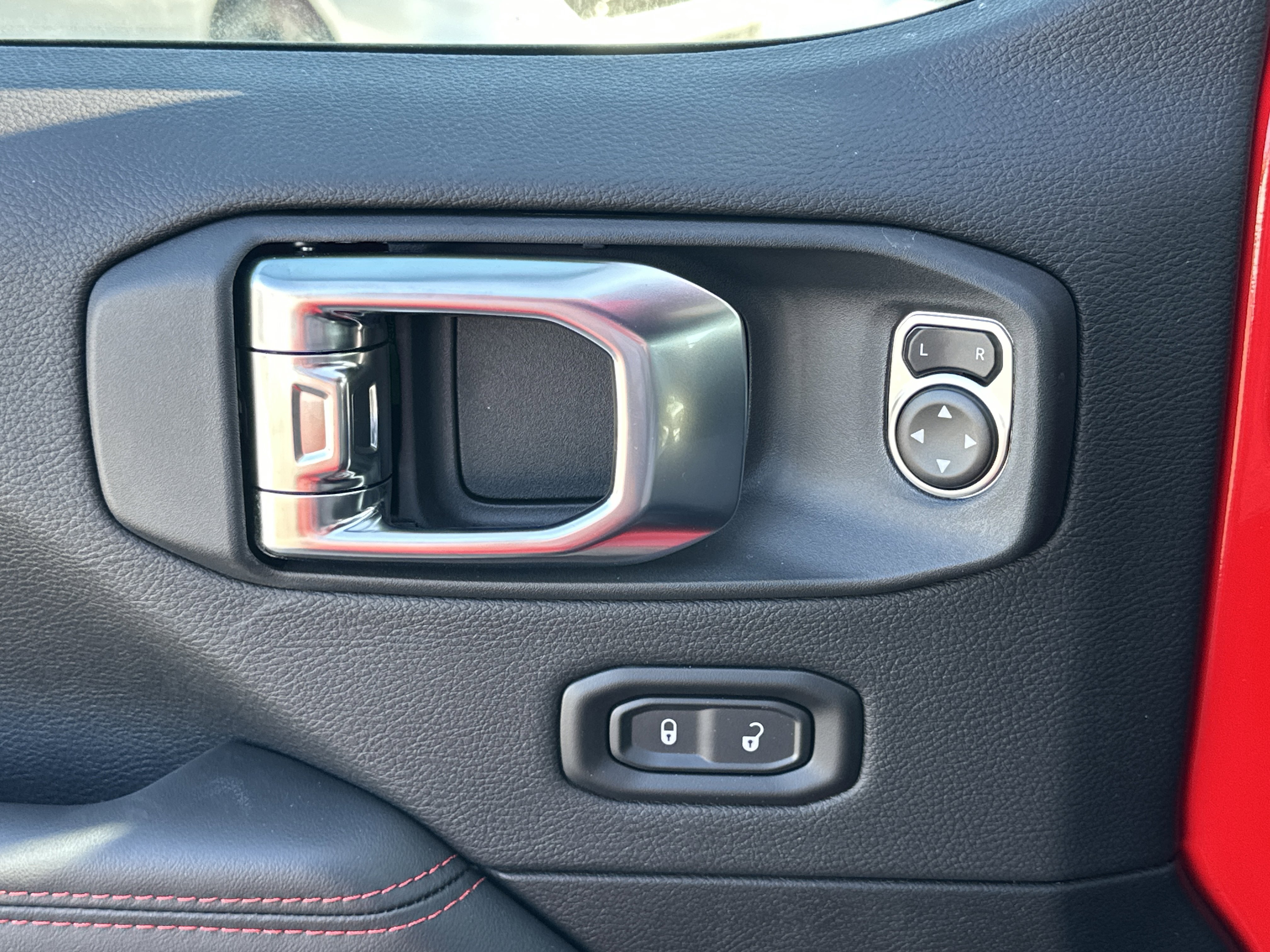 New 2026 Jeep Wrangler Unlimited Rubicon image 13