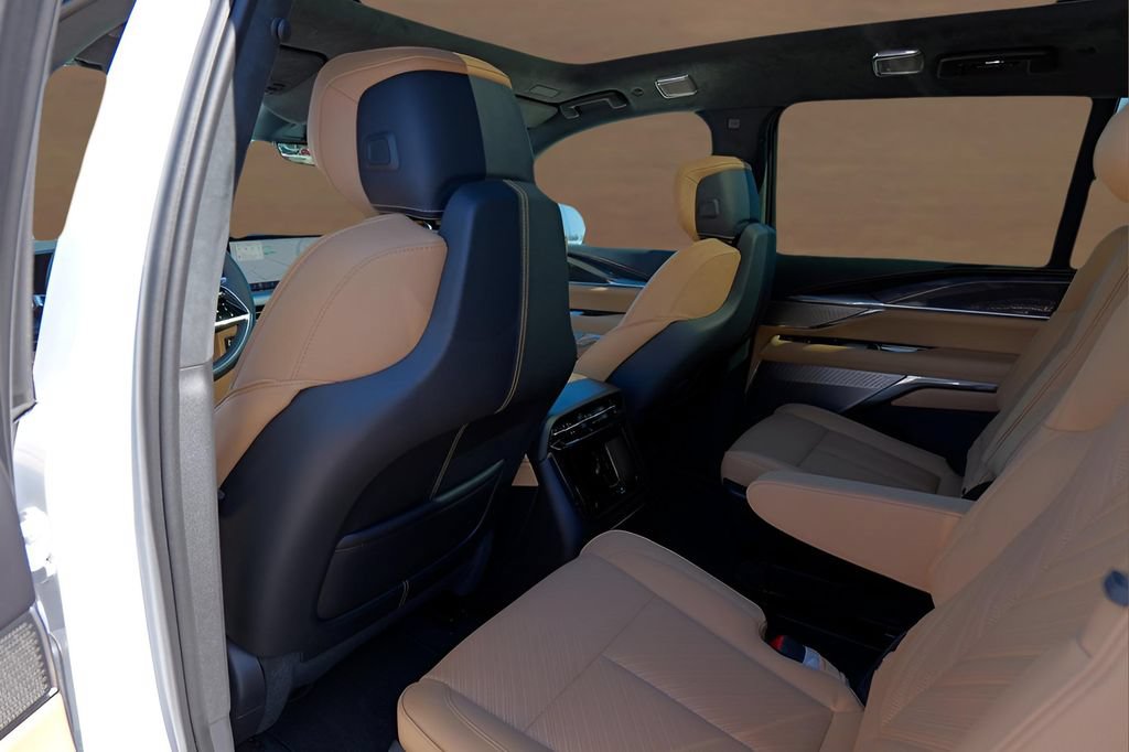 New 2025 Cadillac Escalade IQ Sport 2 AWD/4WD image 14