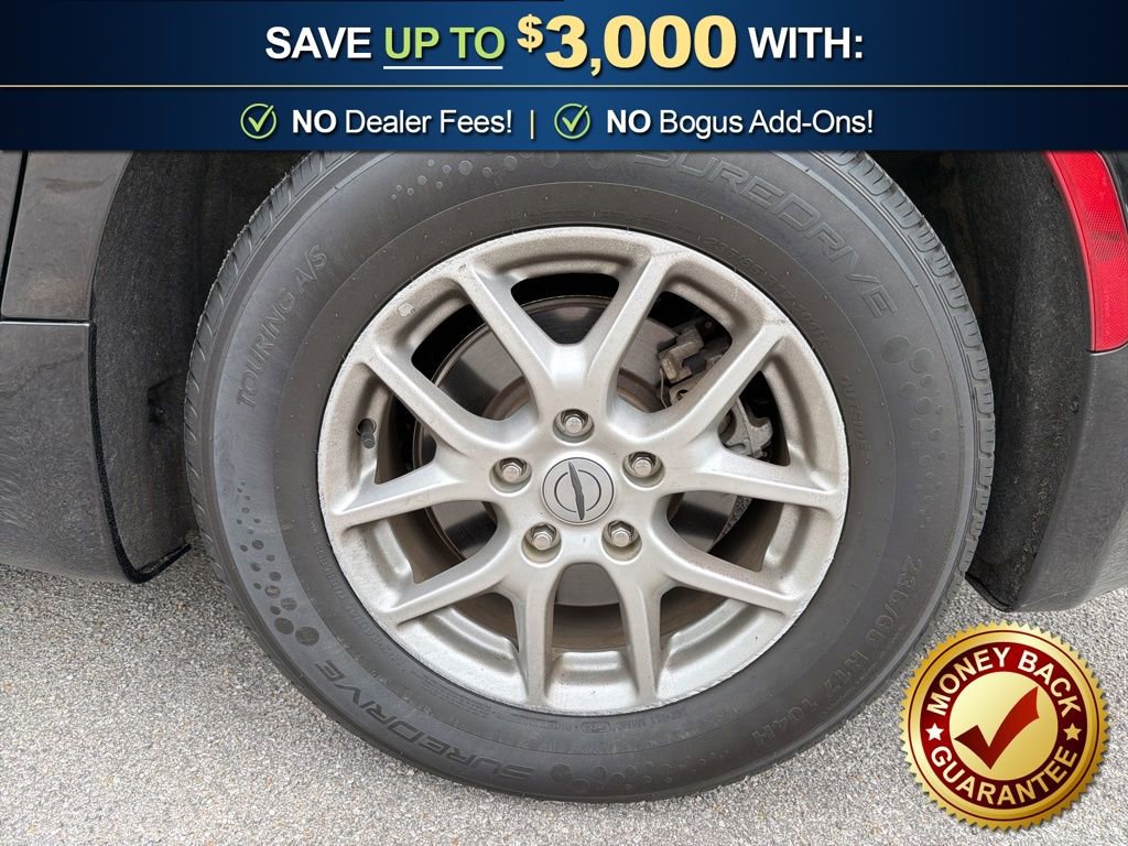 Used 2024 Chrysler Pacifica Touring-L FWD image 10