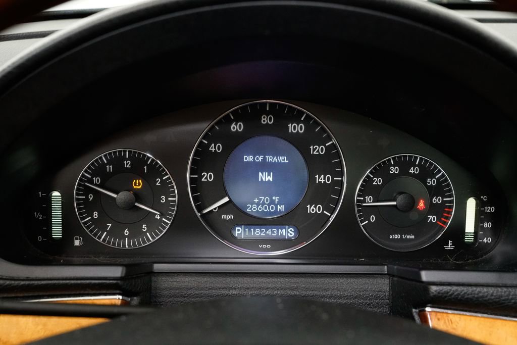 Used 2008 Mercedes-Benz E 350 4MATIC Sedan image 14