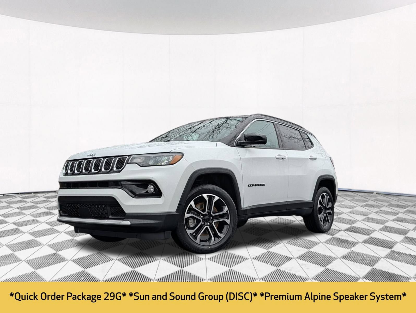 Used 2023 Jeep Compass Limited w/ Sun and Sound Group AWD/4WD image 2