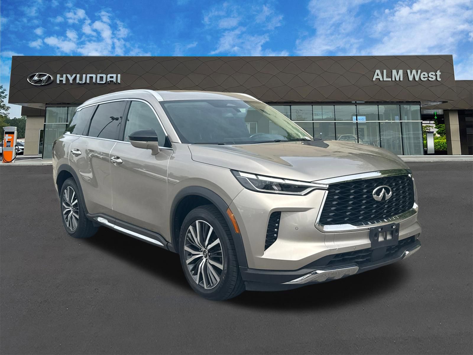 Used 2022 INFINITI QX60 Sensory AWD/4WD image 3