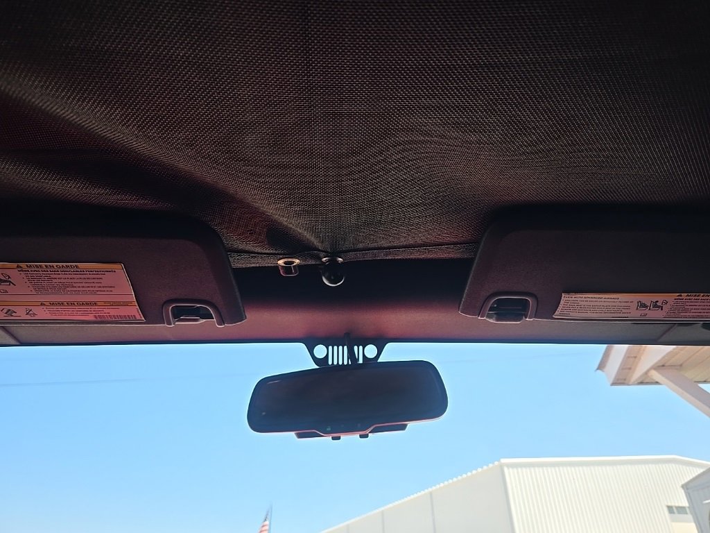 Used 2015 Jeep Wrangler Unlimited Sahara w/ Max Tow Package image 26