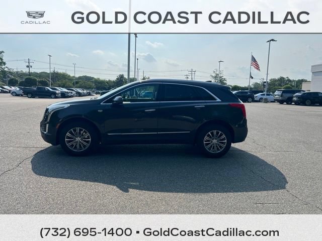 Used 2017 Cadillac XT5 Luxury w/ Driver Awareness Package FWD image 2