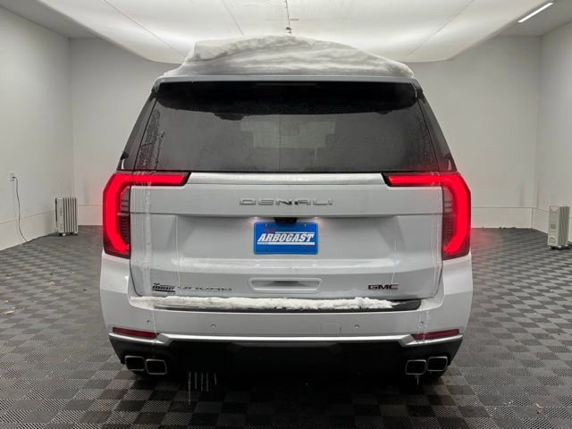 New 2026 GMC Yukon Denali w/ Denali Reserve Package image 11