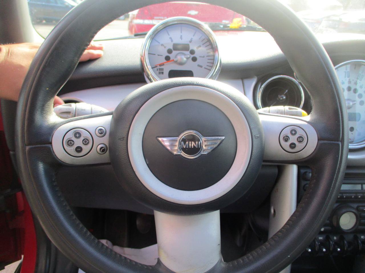 Used 2007 MINI Cooper Convertible FWD image 9