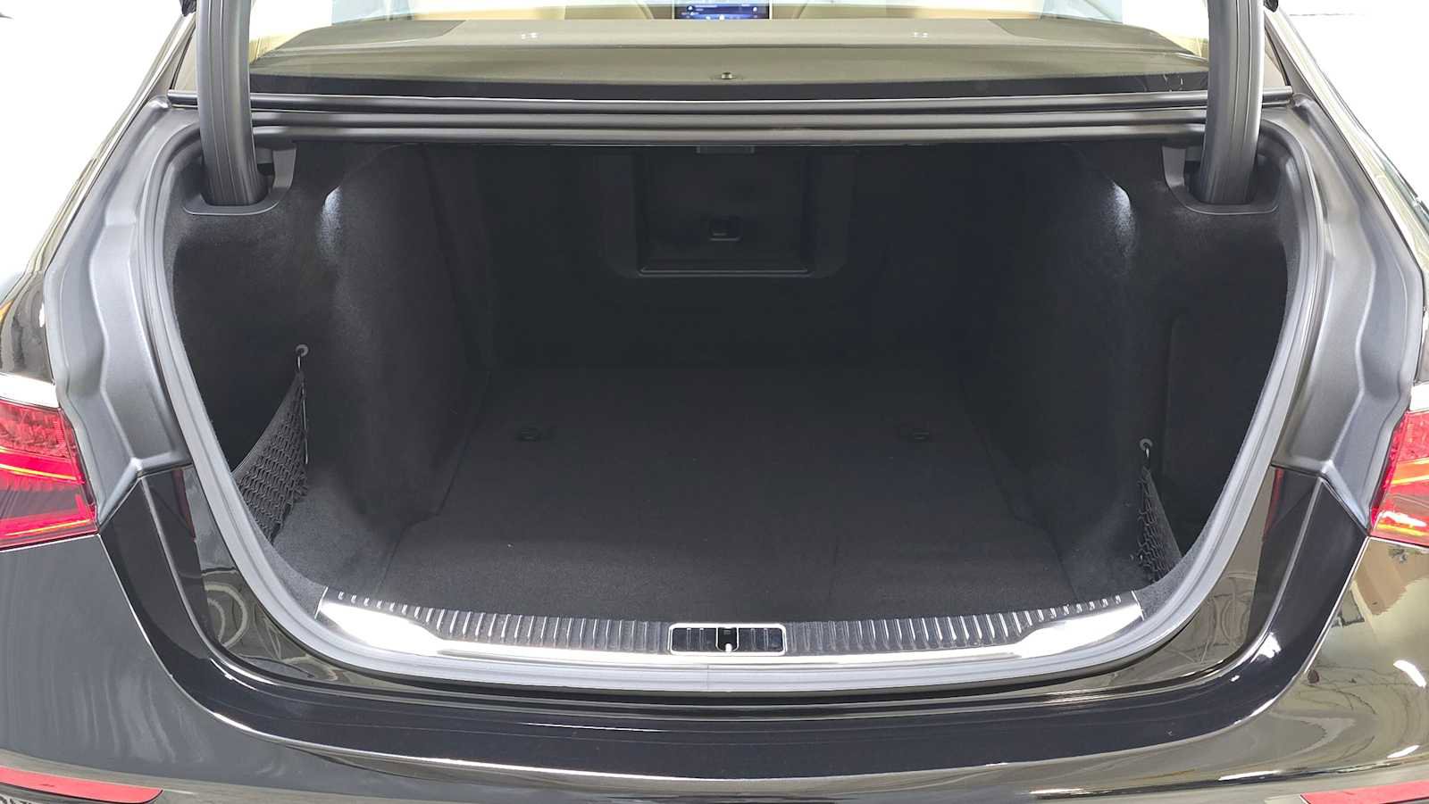 Certified 2026 Mercedes-Benz S 500 4MATIC image 15