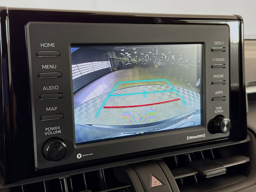 Used 2022 Toyota RAV4 LE FWD image 13