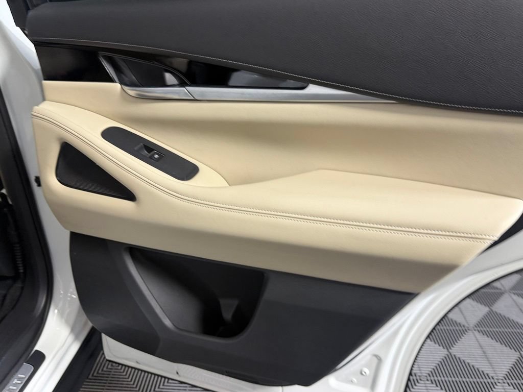 Used 2024 INFINITI QX60 Pure FWD image 30
