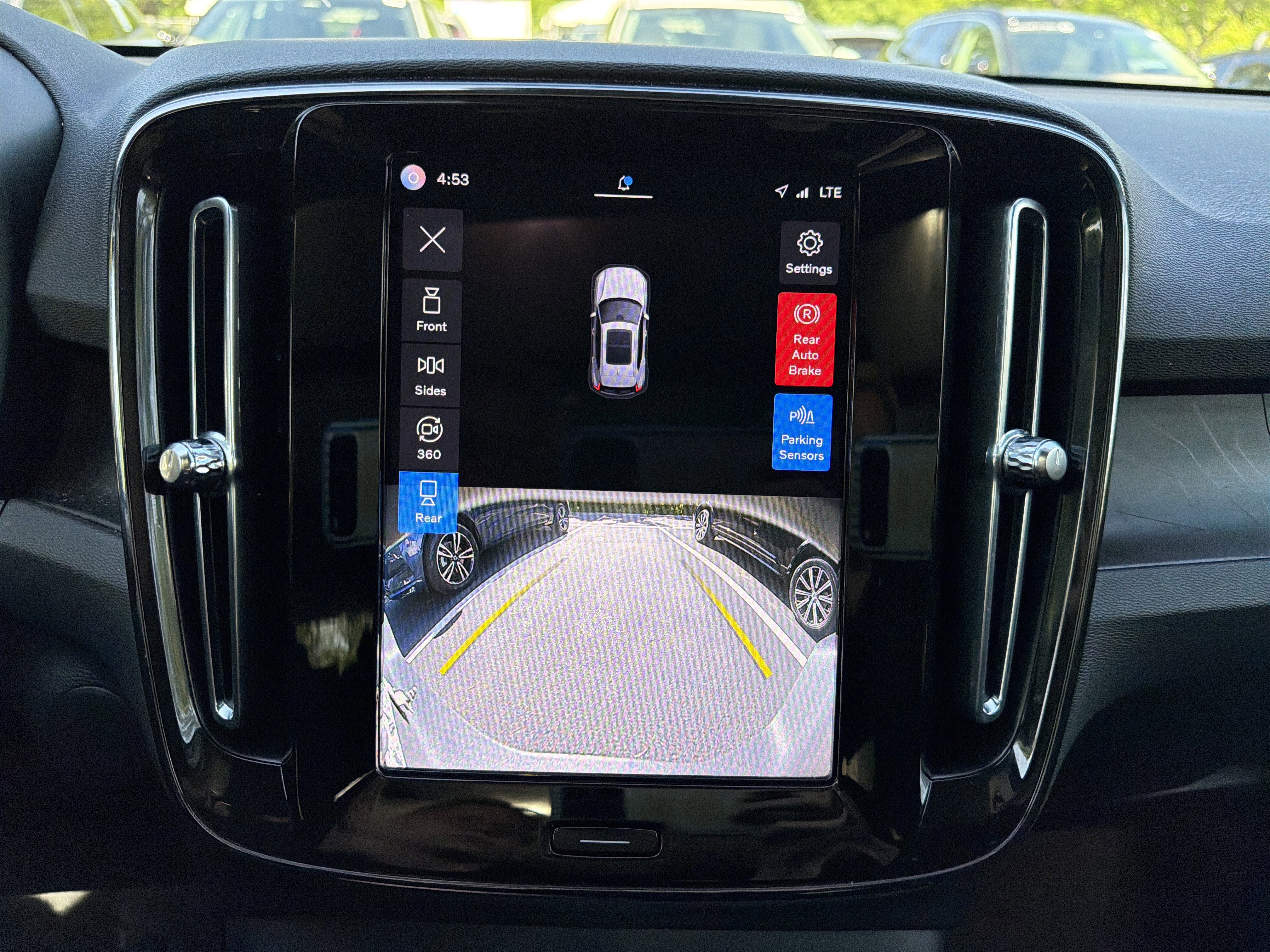 Certified 2023 Volvo XC40 Recharge Plus w/ Protection Package Premier AWD/4WD image 25