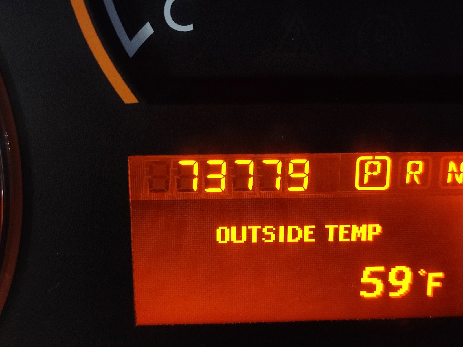 Used 2015 Nissan Armada Platinum w/ 2nd Row Captain Seat Package image 2