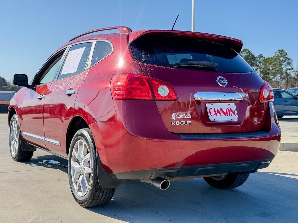 Used 2011 Nissan Rogue SV w/ SL Pkg image 6