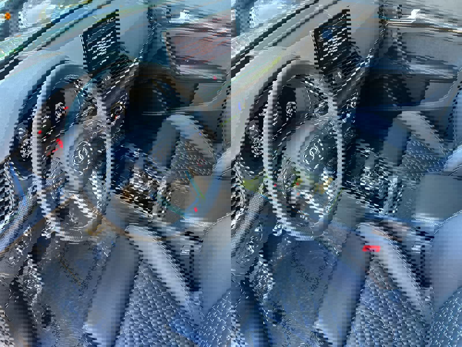 Used 2023 Audi SQ5 Prestige w/ Prestige Package image 11