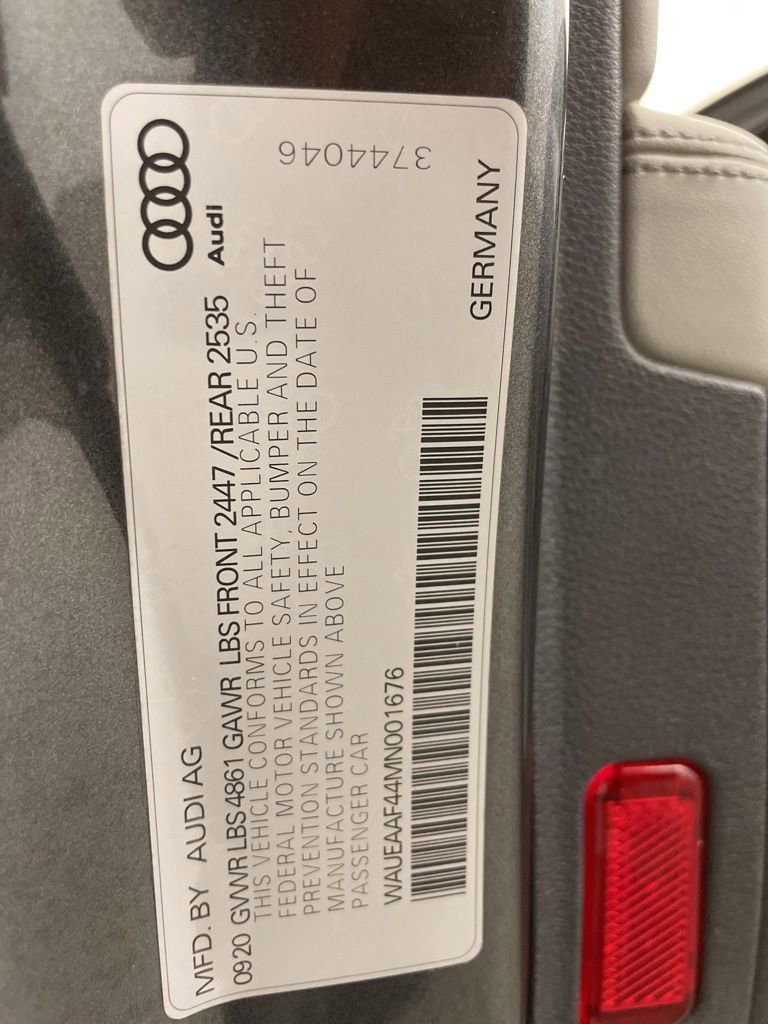 Used 2021 Audi A4 2.0T Premium Plus w/ Premium Plus Package image 31