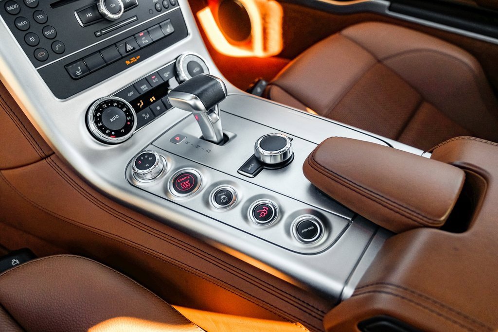 Used 2011 Mercedes-Benz SLS AMG Coupe image 28
