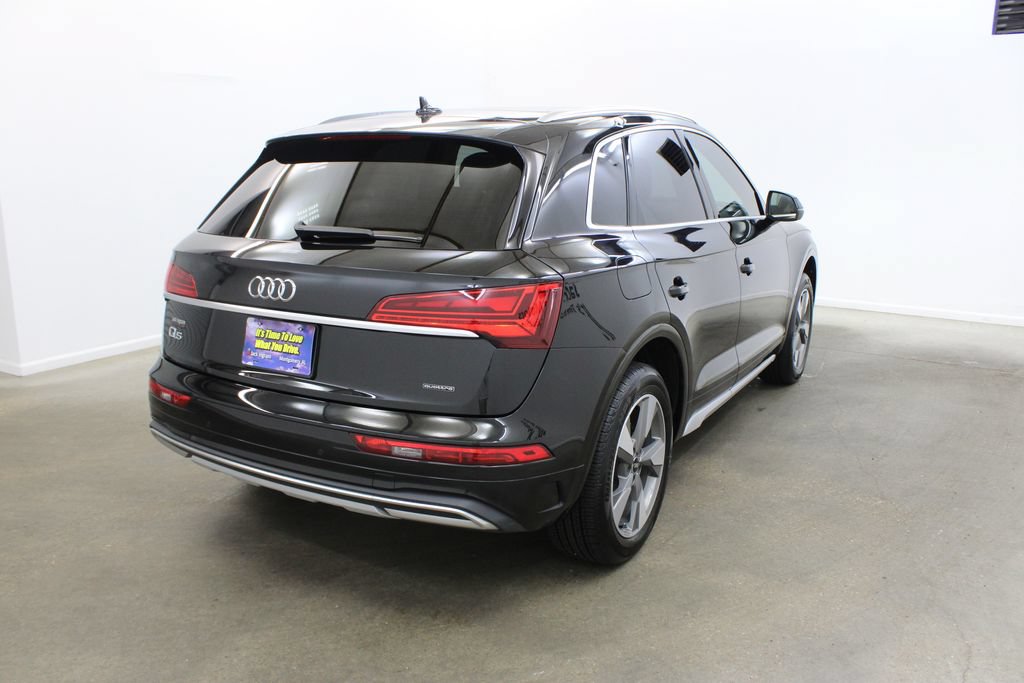 Used 2022 Audi Q5 2.0T Premium Plus w/ Premium Plus Package AWD/4WD image 5