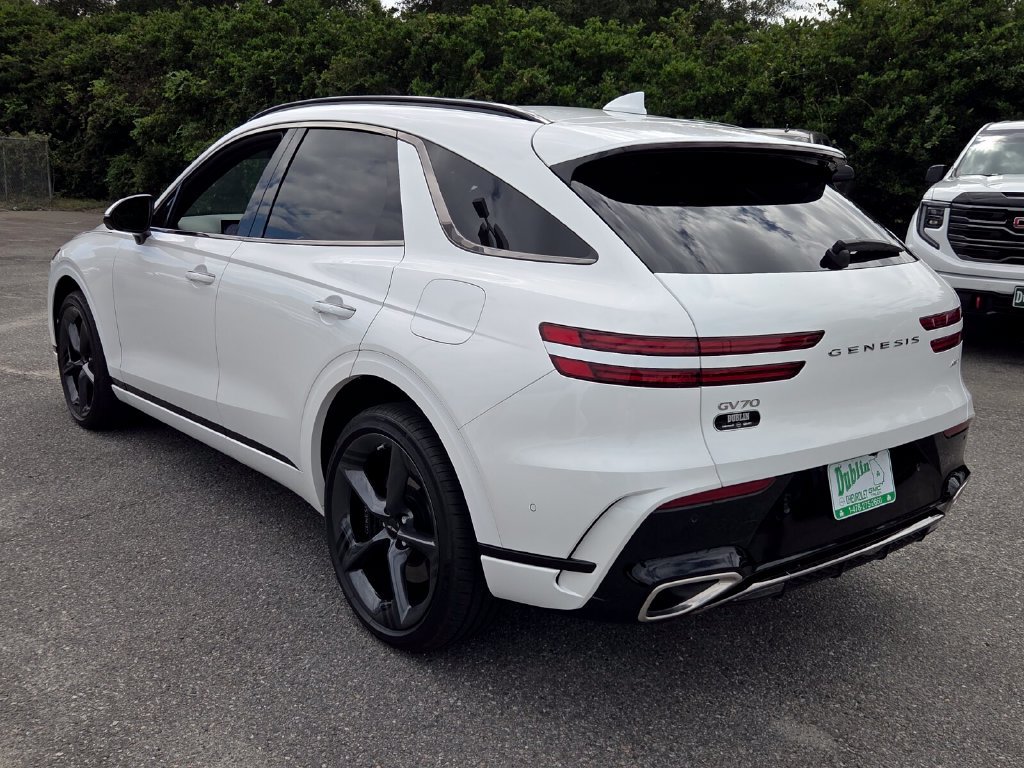 Used 2026 Genesis GV70 2.5T Sport Prestige AWD/4WD image 10