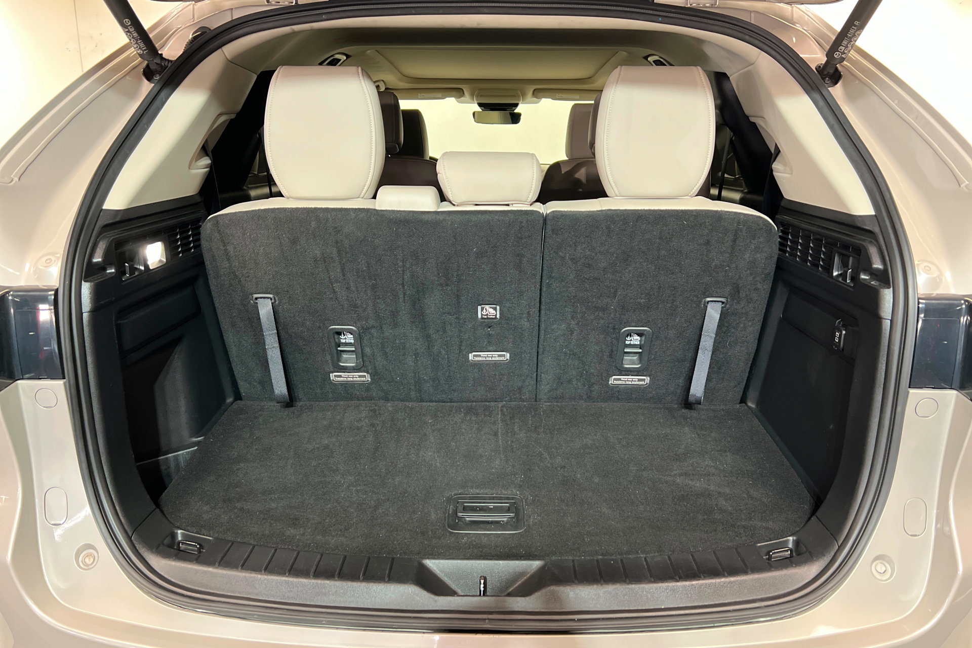 Used 2024 MAZDA CX-90 3.3 Turbo w/ Premium Package image 24