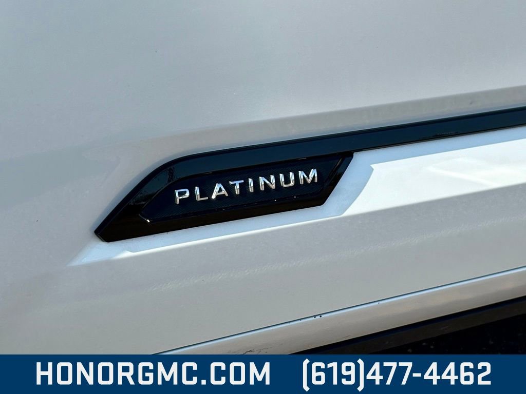 Used 2023 Toyota Sequoia Platinum image 10