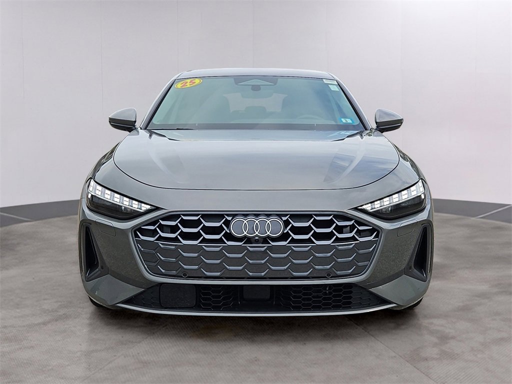 Used 2025 Audi A5 2.0T Premium Plus image 2