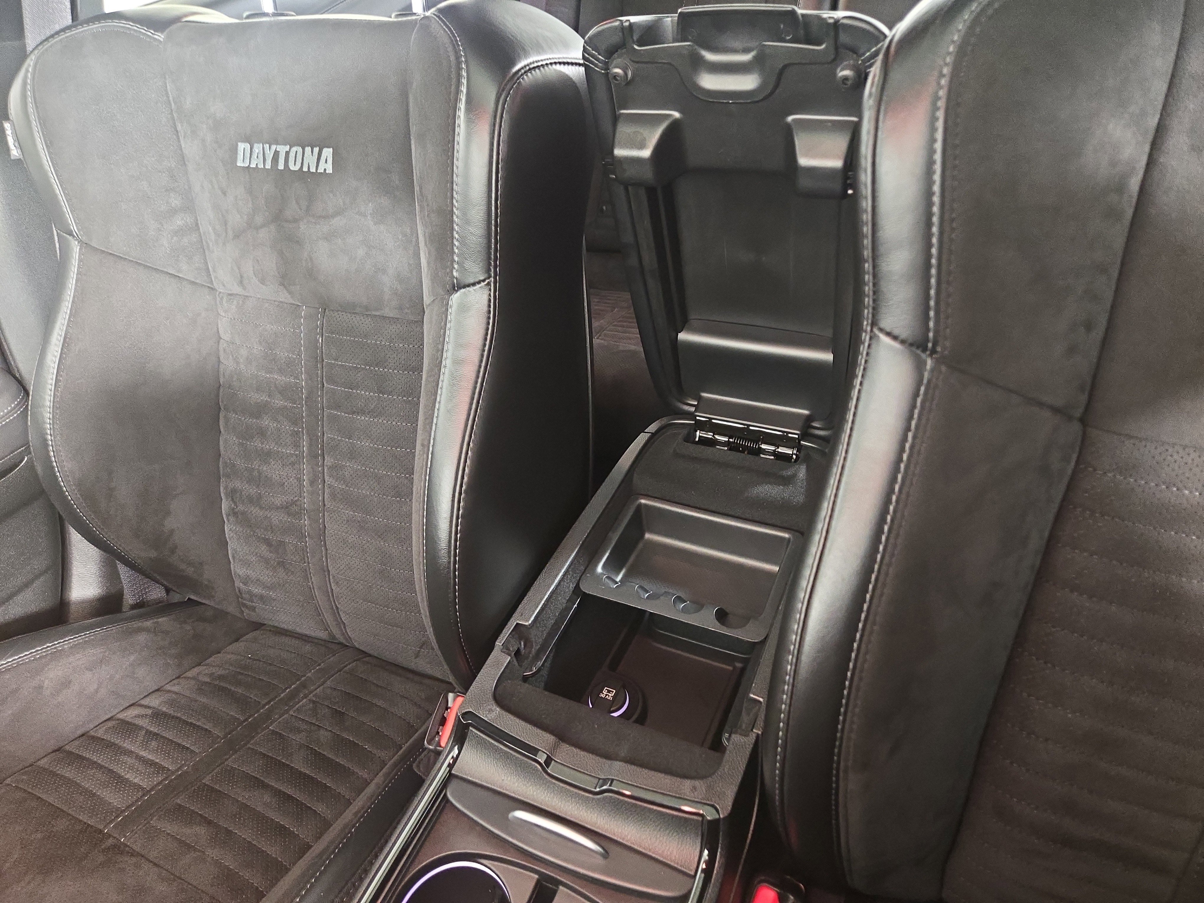 Used 2023 Dodge Charger R/T w/ Daytona Edition Group image 27