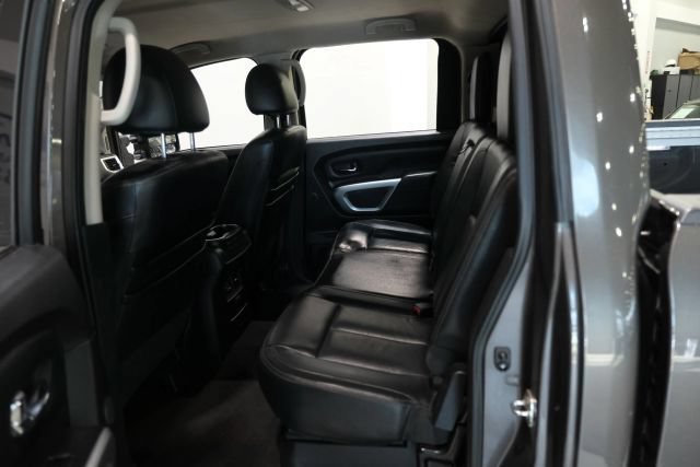 Used 2016 Nissan Titan SL AWD/4WD image 34