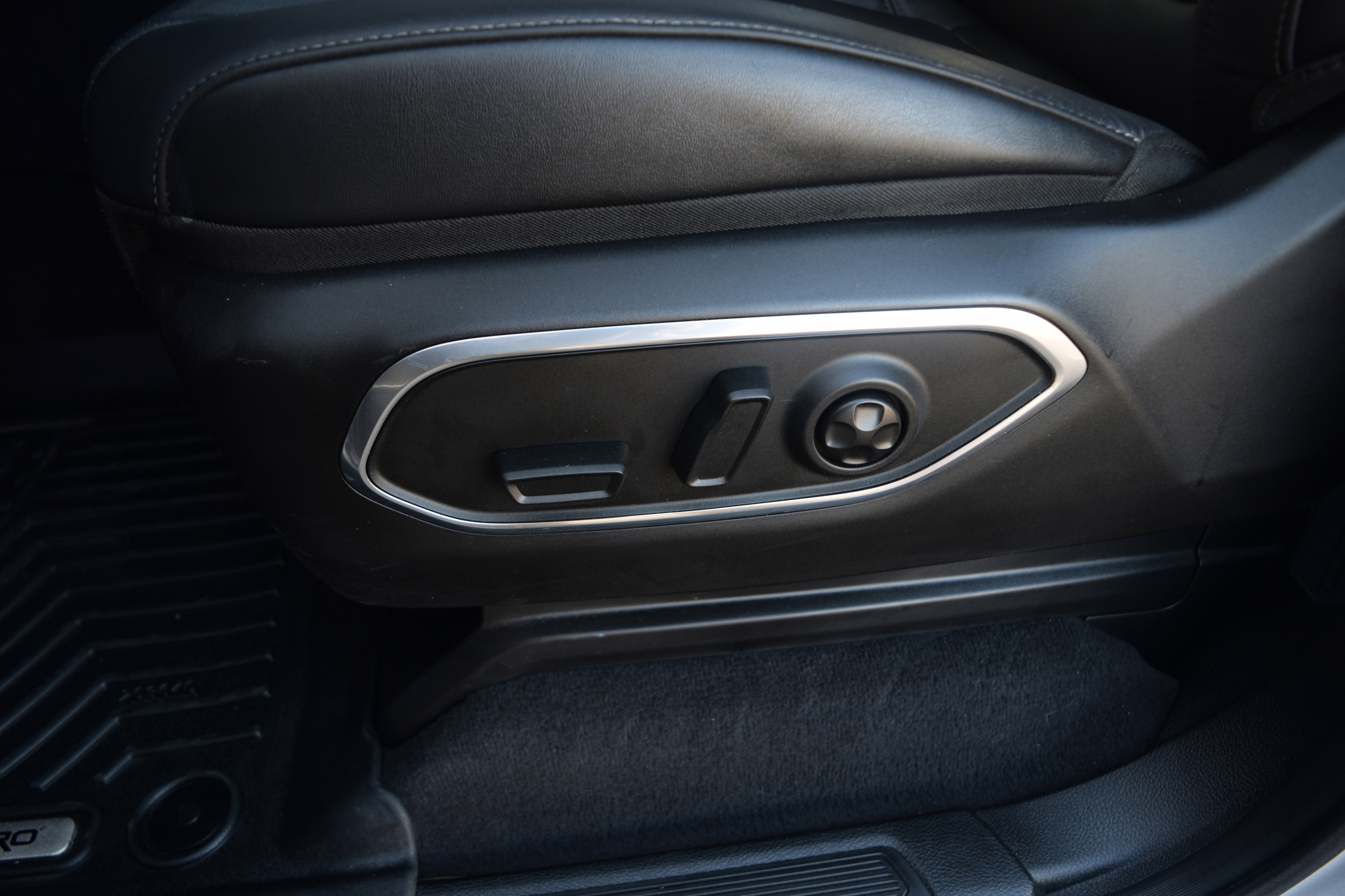 Used 2024 Jeep Wagoneer Series II w/ Premium Group I image 22