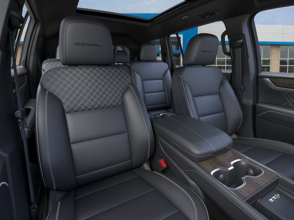 New 2026 GMC Acadia Denali w/ Super Cruise Package FWD image 16