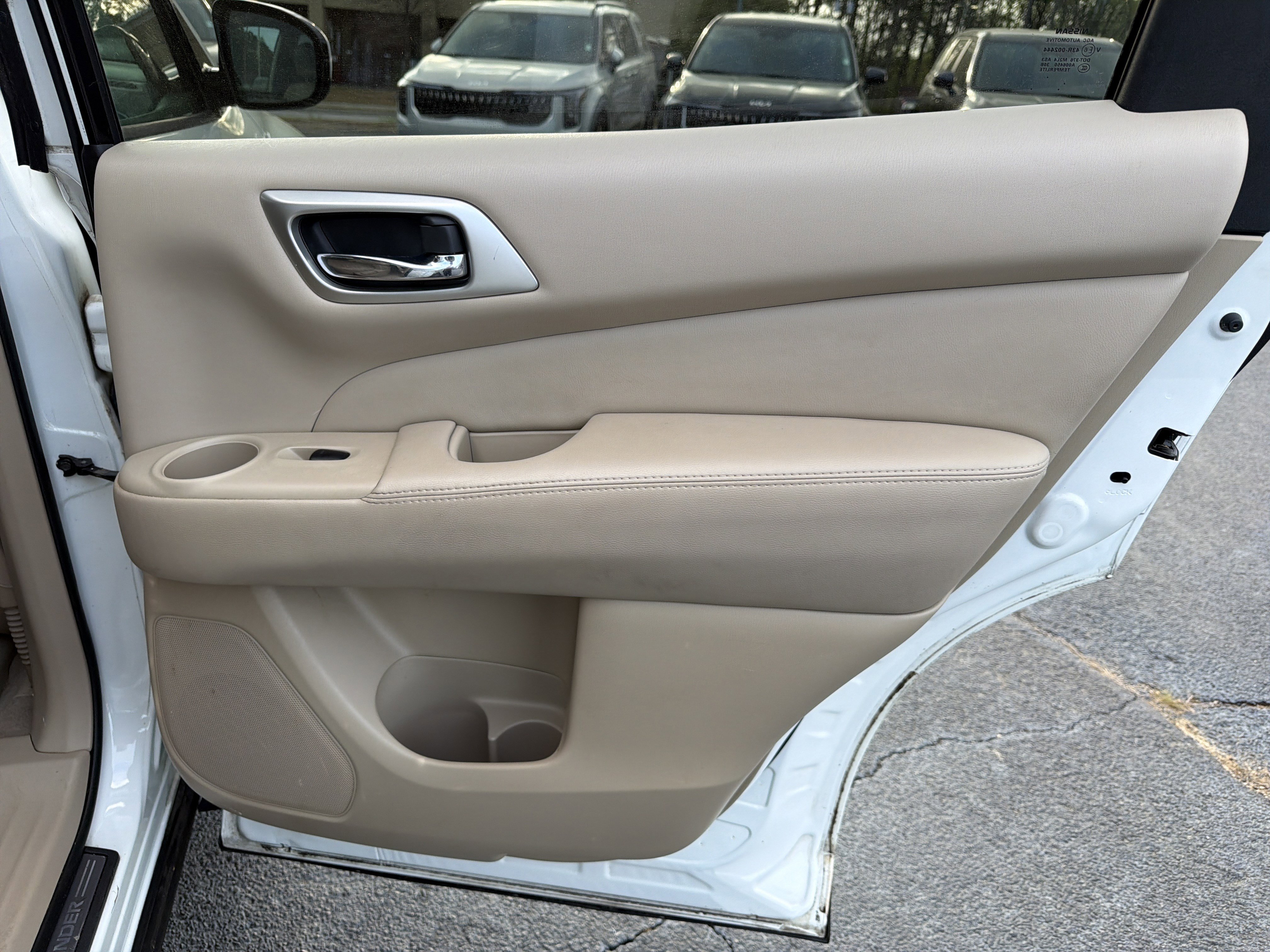 Used 2014 Nissan Pathfinder SL w/ SL Premium Package image 14