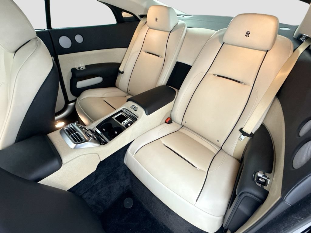 Used 2016 Rolls-Royce Wraith RWD image 20