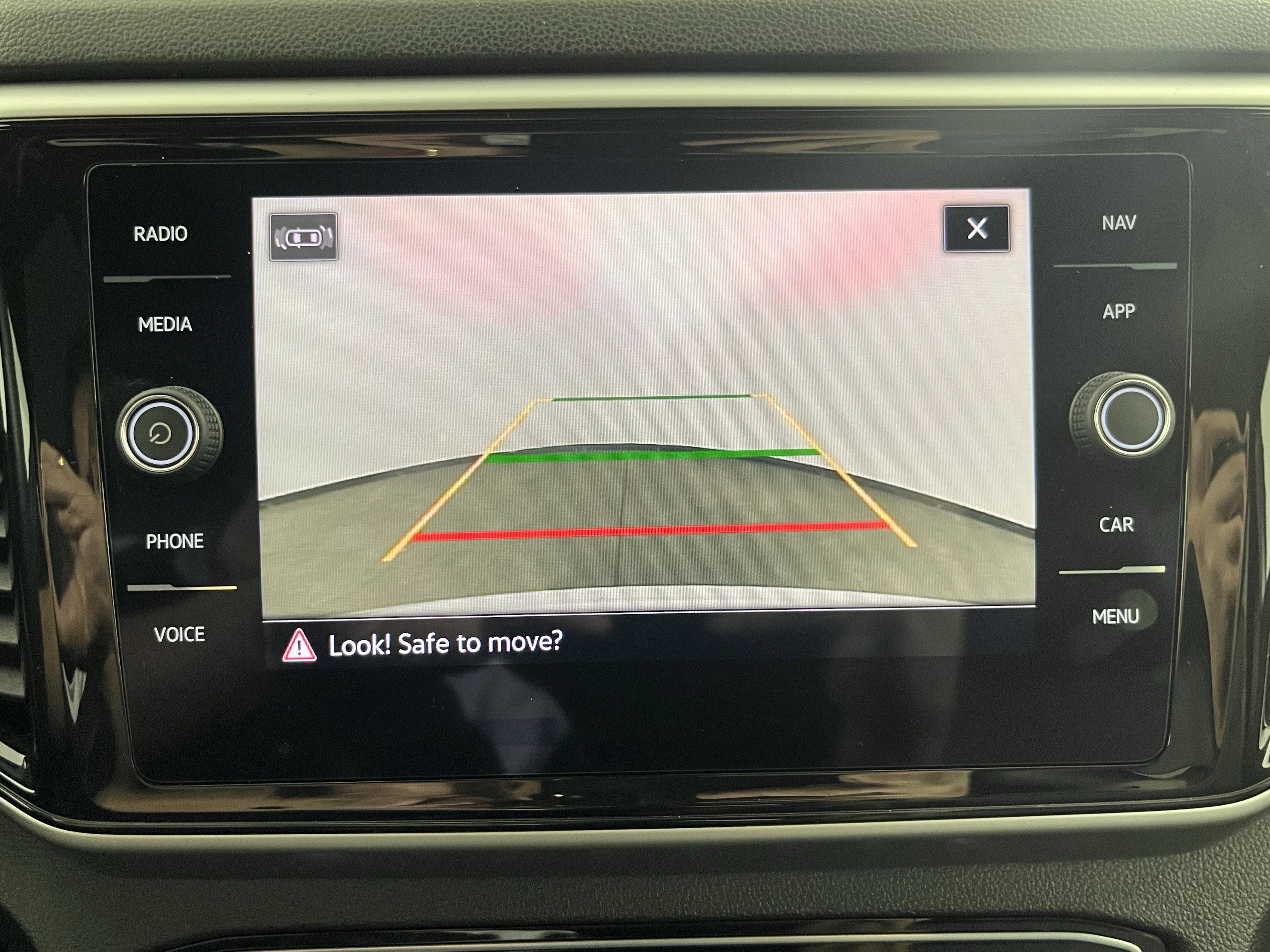 Used 2023 Volkswagen Atlas Cross Sport SEL Premium R-Line image 29