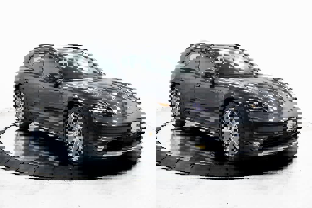 Certified 2022 Porsche Taycan 4 Cross Turismo image 9