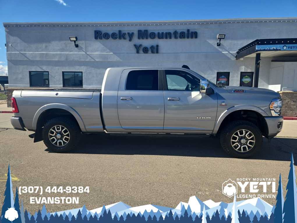 Used 2023 RAM 3500 Limited AWD/4WD image 2